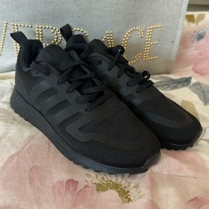 Bland new boys, Adidas sneakers size 2